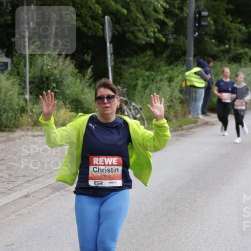 14.06.2026 - REWE Women's Run Jannik Wohlers http://msf.ph/oto/9817042 14.06.2026 10:54:59 Laufen 6016, 7 meine-sportfotos.de