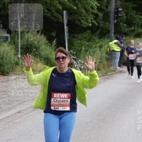 14.06.2026 - REWE Women's Run Jannik Wohlers http://msf.ph/oto/9817043 14.06.2026 10:54:59 Laufen 6016, 7 meine-sportfotos.de