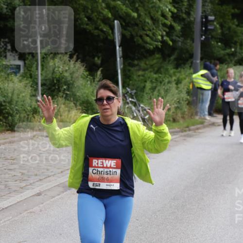 14.06.2026 - REWE Women's Run Jannik Wohlers http://msf.ph/oto/9817044 14.06.2026 10:54:59 Laufen 6016 meine-sportfotos.de