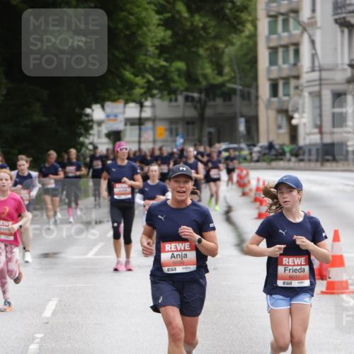 14.06.2026 - REWE Women's Run Jannik Wohlers http://msf.ph/oto/9817105 14.06.2026 10:55:16 Laufen 6030, 7, 6031 meine-sportfotos.de