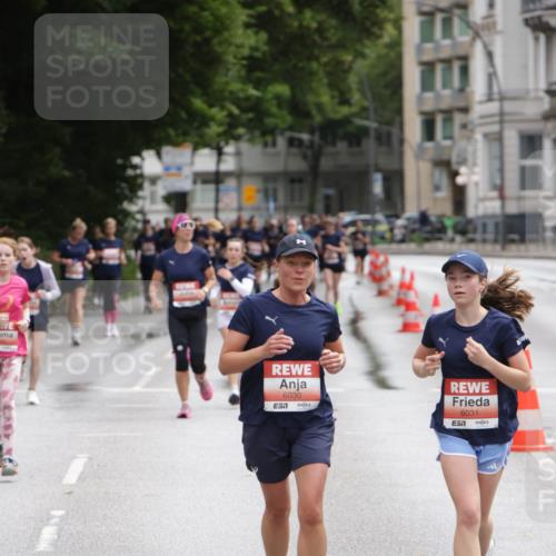 14.06.2026 - REWE Women's Run Jannik Wohlers http://msf.ph/oto/9817109 14.06.2026 10:55:17 Laufen 6030, 7, 6031, 7 meine-sportfotos.de