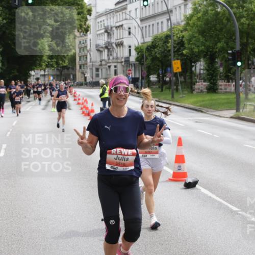14.06.2026 - REWE Women's Run Jannik Wohlers http://msf.ph/oto/9817140 14.06.2026 10:55:27 Laufen 5418, 7, 6017, 7, 01 meine-sportfotos.de