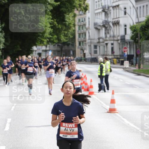 14.06.2026 - REWE Women's Run Jannik Wohlers http://msf.ph/oto/9817173 14.06.2026 10:55:34 Laufen 5930 meine-sportfotos.de