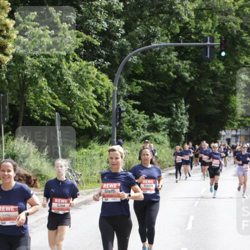 14.06.2026 - REWE Women's Run Jannik Wohlers http://msf.ph/oto/9817184 14.06.2026 10:55:35 Laufen 6055, 5792, 5892, 577 meine-sportfotos.de