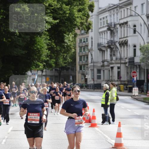 14.06.2026 - REWE Women's Run Jannik Wohlers http://msf.ph/oto/9817192 14.06.2026 10:55:39 Laufen 5322, 57 meine-sportfotos.de