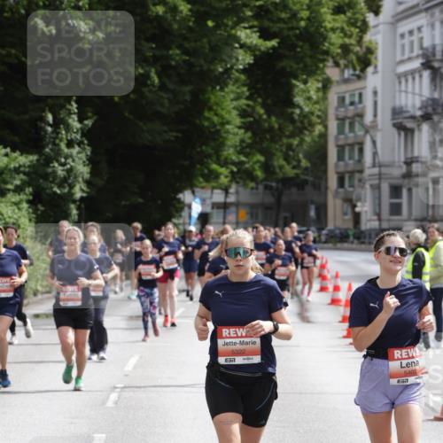 14.06.2026 - REWE Women's Run Jannik Wohlers http://msf.ph/oto/9817201 14.06.2026 10:55:40 Laufen 5322, 7, 5403, 7 meine-sportfotos.de