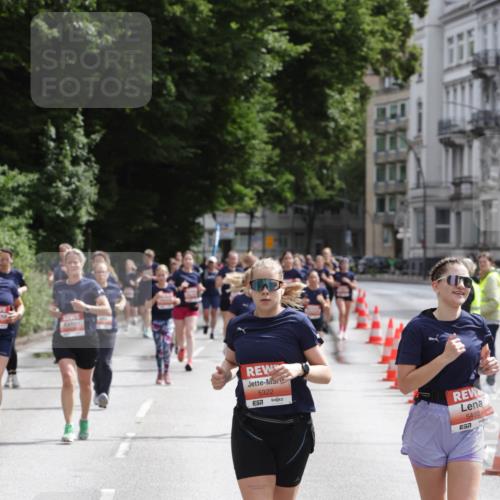 14.06.2026 - REWE Women's Run Jannik Wohlers http://msf.ph/oto/9817203 14.06.2026 10:55:40 Laufen 5322, 657, 5403 meine-sportfotos.de