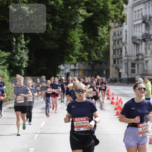 14.06.2026 - REWE Women's Run Jannik Wohlers http://msf.ph/oto/9817205 14.06.2026 10:55:40 Laufen 5322, 57, 5403, 7 meine-sportfotos.de