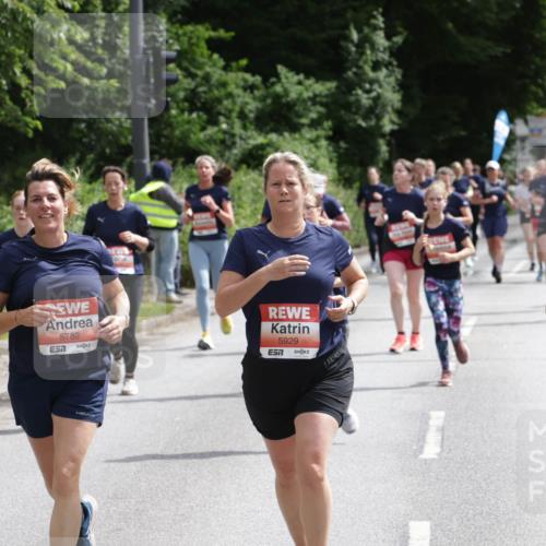 14.06.2026 - REWE Women's Run Jannik Wohlers http://msf.ph/oto/9817223 14.06.2026 10:55:45 Laufen 5782, 7, 5929, 57, 5286 meine-sportfotos.de