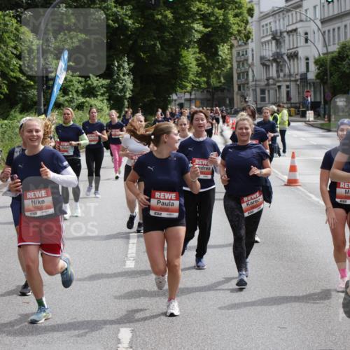 14.06.2026 - REWE Women's Run Jannik Wohlers http://msf.ph/oto/9817259 14.06.2026 10:55:56 Laufen 5004, 5002, 57, 01, 5001, 5928, 57 meine-sportfotos.de