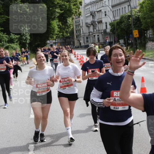 14.06.2026 - REWE Women's Run Jannik Wohlers http://msf.ph/oto/9817270 14.06.2026 10:55:58 Laufen 5548, 5547, 7, 57, 5672, 01 meine-sportfotos.de