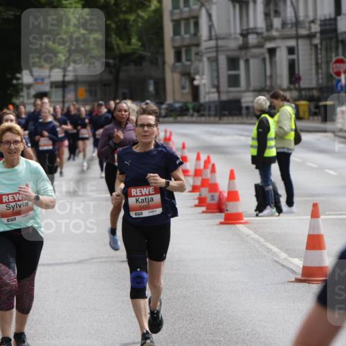14.06.2026 - REWE Women's Run Jannik Wohlers http://msf.ph/oto/9817308 14.06.2026 10:56:03 Laufen 6008, 5421, 57, 5455, 57 meine-sportfotos.de