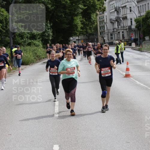 14.06.2026 - REWE Women's Run Jannik Wohlers http://msf.ph/oto/9817320 14.06.2026 10:56:05 Laufen 6421, 01 meine-sportfotos.de