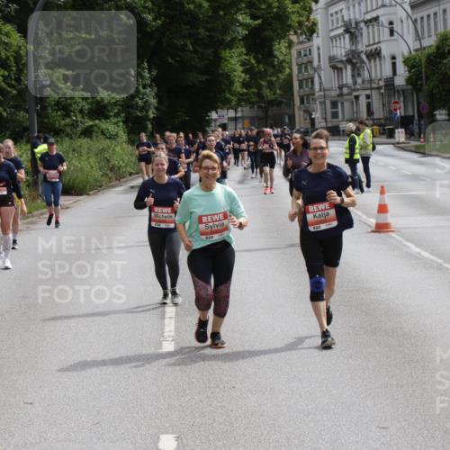14.06.2026 - REWE Women's Run Jannik Wohlers http://msf.ph/oto/9817323 14.06.2026 10:56:05 Laufen 1 meine-sportfotos.de