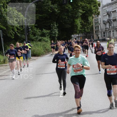 14.06.2026 - REWE Women's Run Jannik Wohlers http://msf.ph/oto/9817327 14.06.2026 10:56:06 Laufen 5421, 657, 5455, 657, 1 meine-sportfotos.de