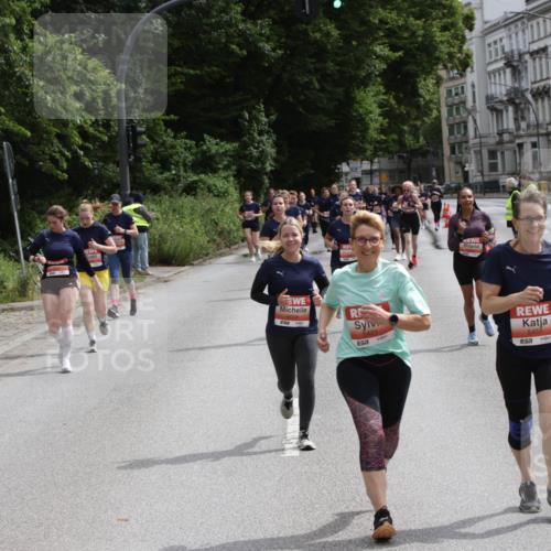 14.06.2026 - REWE Women's Run Jannik Wohlers http://msf.ph/oto/9817328 14.06.2026 10:56:06 Laufen 5421, 57, 5455, 1 meine-sportfotos.de