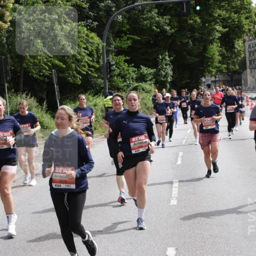 14.06.2026 - REWE Women's Run Jannik Wohlers http://msf.ph/oto/9817367 14.06.2026 10:56:18 Laufen 5579, 57, 57 meine-sportfotos.de