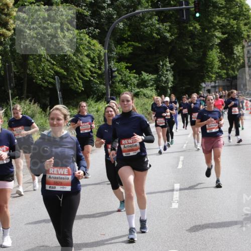14.06.2026 - REWE Women's Run Jannik Wohlers http://msf.ph/oto/9817371 14.06.2026 10:56:18 Laufen 7, 5579, 57, 7 meine-sportfotos.de