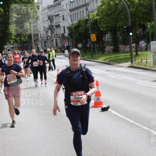 14.06.2026 - REWE Women's Run Jannik Wohlers http://msf.ph/oto/9817372 14.06.2026 10:56:19 Laufen 548, 01 meine-sportfotos.de