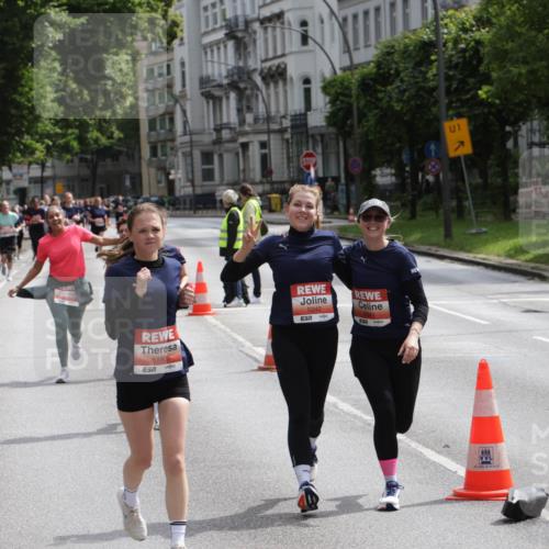 14.06.2026 - REWE Women's Run Jannik Wohlers http://msf.ph/oto/9817386 14.06.2026 10:56:22 Laufen 5193, 5242, 57, 1 meine-sportfotos.de