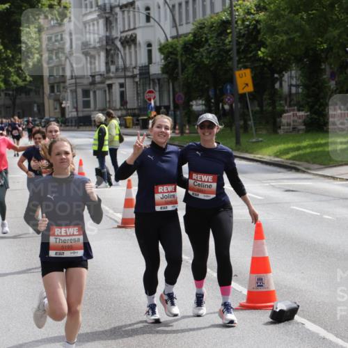 14.06.2026 - REWE Women's Run Jannik Wohlers http://msf.ph/oto/9817390 14.06.2026 10:56:22 Laufen 5193, 57, 5242, 57, 5341, 7, 01 meine-sportfotos.de