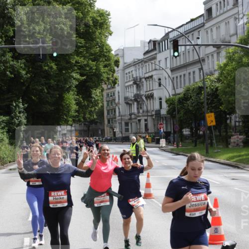 14.06.2026 - REWE Women's Run Jannik Wohlers http://msf.ph/oto/9817408 14.06.2026 10:56:25 Laufen 5307, 1 meine-sportfotos.de
