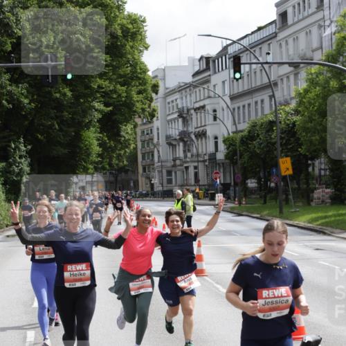 14.06.2026 - REWE Women's Run Jannik Wohlers http://msf.ph/oto/9817410 14.06.2026 10:56:25 Laufen 5648, 5307, 7, 1 meine-sportfotos.de