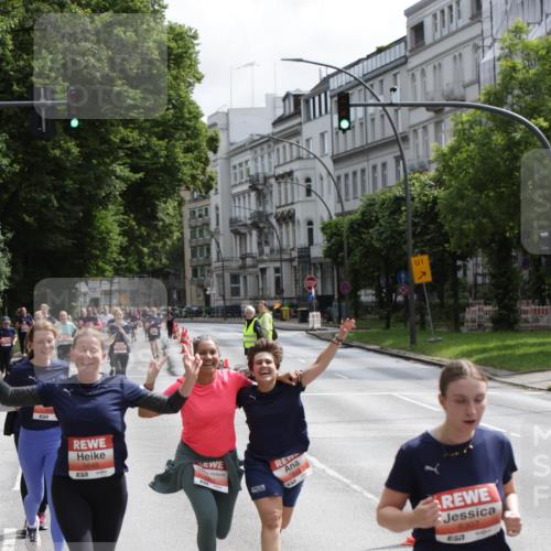 14.06.2026 - REWE Women's Run Jannik Wohlers http://msf.ph/oto/9817417 14.06.2026 10:56:26 Laufen 57, 5648, 7, 1, 7, 5307, 657 meine-sportfotos.de
