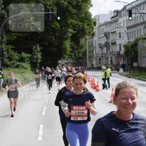 14.06.2026 - REWE Women's Run Jannik Wohlers http://msf.ph/oto/9817419 14.06.2026 10:56:27 Laufen 5262, 5648 meine-sportfotos.de