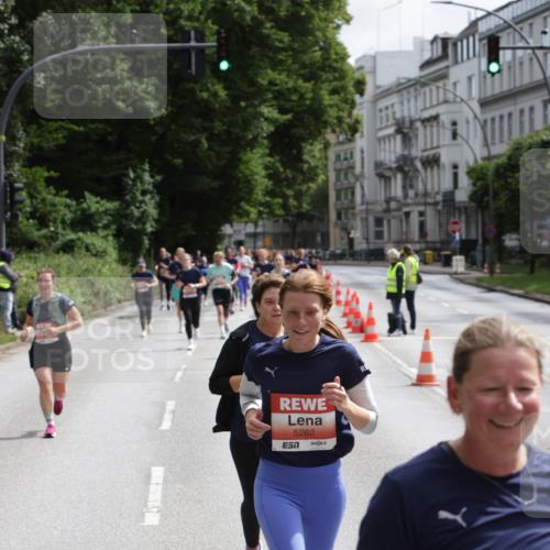 14.06.2026 - REWE Women's Run Jannik Wohlers http://msf.ph/oto/9817420 14.06.2026 10:56:27 Laufen 5262, 2, 5648 meine-sportfotos.de
