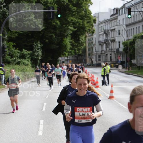 14.06.2026 - REWE Women's Run Jannik Wohlers http://msf.ph/oto/9817422 14.06.2026 10:56:27 Laufen 5262, 564 meine-sportfotos.de