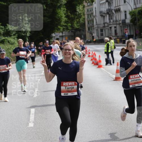 14.06.2026 - REWE Women's Run Jannik Wohlers http://msf.ph/oto/9817458 14.06.2026 10:56:34 Laufen 5941, 5410, 01 meine-sportfotos.de