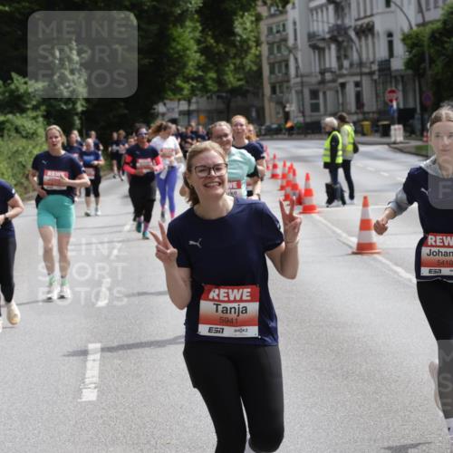14.06.2026 - REWE Women's Run Jannik Wohlers http://msf.ph/oto/9817464 14.06.2026 10:56:34 Laufen 5941, 5410, 01 meine-sportfotos.de
