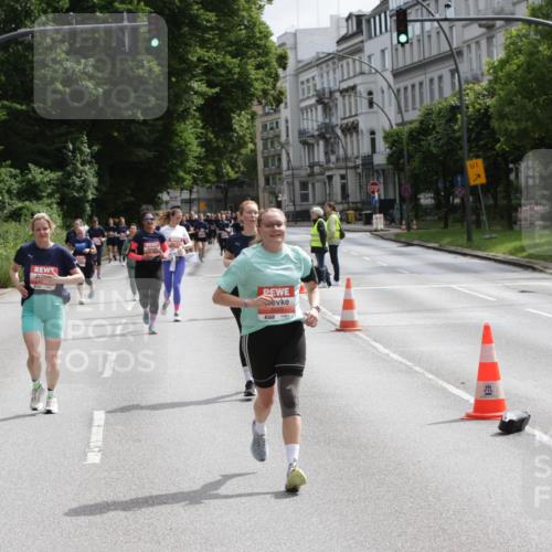 14.06.2026 - REWE Women's Run Jannik Wohlers http://msf.ph/oto/9817466 14.06.2026 10:56:36 Laufen 5141, 1 meine-sportfotos.de