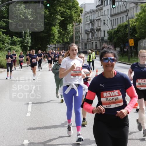 14.06.2026 - REWE Women's Run Jannik Wohlers http://msf.ph/oto/9817496 14.06.2026 10:56:42 Laufen 5690, 01, 5194, 657, 5907, 7 meine-sportfotos.de