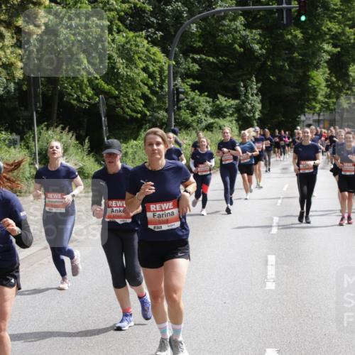 14.06.2026 - REWE Women's Run Jannik Wohlers http://msf.ph/oto/9817505 14.06.2026 10:56:48 Laufen 5377, 57, 5046, 5326 meine-sportfotos.de
