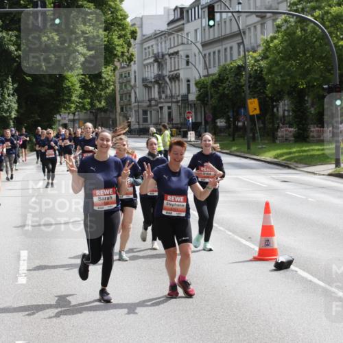 14.06.2026 - REWE Women's Run Jannik Wohlers http://msf.ph/oto/9817516 14.06.2026 10:56:51 Laufen 5720, 5721, 1 meine-sportfotos.de