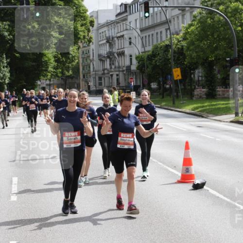14.06.2026 - REWE Women's Run Jannik Wohlers http://msf.ph/oto/9817518 14.06.2026 10:56:51 Laufen 5720, 5721, 01 meine-sportfotos.de