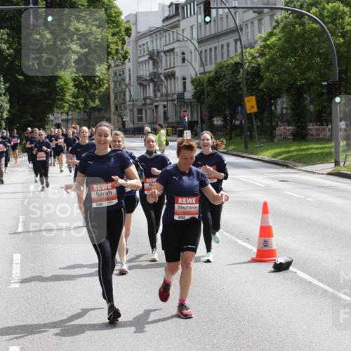 14.06.2026 - REWE Women's Run Jannik Wohlers http://msf.ph/oto/9817521 14.06.2026 10:56:51 Laufen 5720, 57, 5721, 7, 01 meine-sportfotos.de
