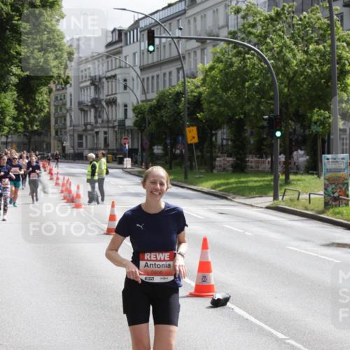 14.06.2026 - REWE Women's Run Jannik Wohlers http://msf.ph/oto/9817537 14.06.2026 10:56:55 Laufen 5656, 01 meine-sportfotos.de