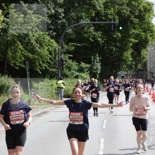 14.06.2026 - REWE Women's Run Jannik Wohlers http://msf.ph/oto/9817587 14.06.2026 10:57:08 Laufen 5039, 5309 meine-sportfotos.de