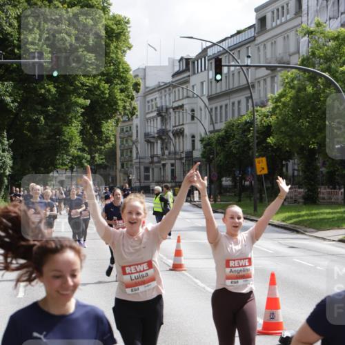 14.06.2026 - REWE Women's Run Jannik Wohlers http://msf.ph/oto/9817601 14.06.2026 10:57:10 Laufen 5309, 57, 5170, 57, 5, 6398, 1, 7 meine-sportfotos.de