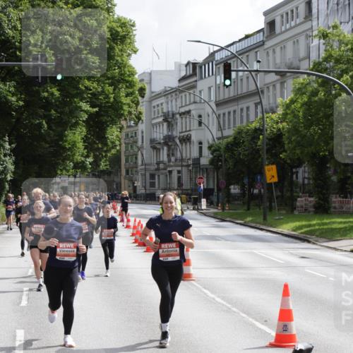 14.06.2026 - REWE Women's Run Jannik Wohlers http://msf.ph/oto/9817623 14.06.2026 10:57:12 Laufen 5 meine-sportfotos.de