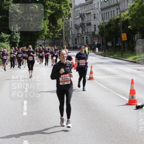 14.06.2026 - REWE Women's Run Jannik Wohlers http://msf.ph/oto/9817657 14.06.2026 10:57:19 Laufen 5917, 57, 1 meine-sportfotos.de
