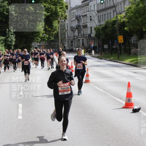14.06.2026 - REWE Women's Run Jannik Wohlers http://msf.ph/oto/9817661 14.06.2026 10:57:19 Laufen 5917, 57, 01 meine-sportfotos.de