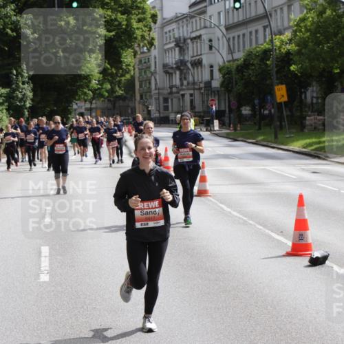 14.06.2026 - REWE Women's Run Jannik Wohlers http://msf.ph/oto/9817662 14.06.2026 10:57:19 Laufen 5917, 57, 1 meine-sportfotos.de