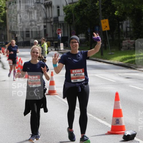 14.06.2026 - REWE Women's Run Jannik Wohlers http://msf.ph/oto/9817668 14.06.2026 10:57:21 Laufen 5890, 5891, 1, 040, 669302, 22 meine-sportfotos.de