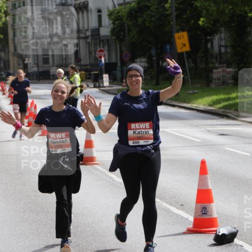 14.06.2026 - REWE Women's Run Jannik Wohlers http://msf.ph/oto/9817670 14.06.2026 10:57:21 Laufen 5890, 5891, 7, 01 meine-sportfotos.de