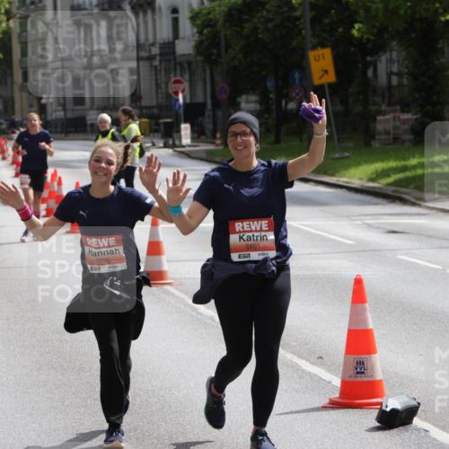 14.06.2026 - REWE Women's Run Jannik Wohlers http://msf.ph/oto/9817671 14.06.2026 10:57:21 Laufen 5890, 5891, 01, 040, 66, 93, 02, 22 meine-sportfotos.de