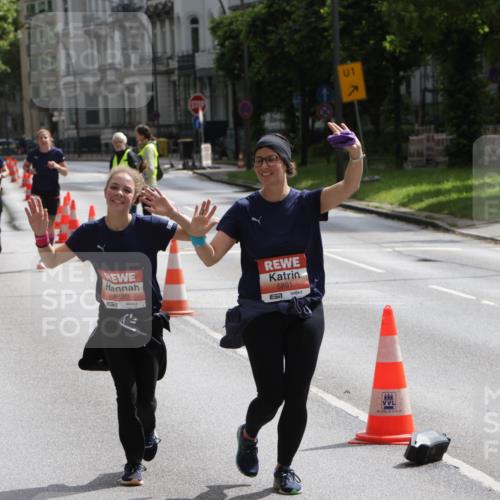 14.06.2026 - REWE Women's Run Jannik Wohlers http://msf.ph/oto/9817672 14.06.2026 10:57:21 Laufen 5890, 5891, 01 meine-sportfotos.de